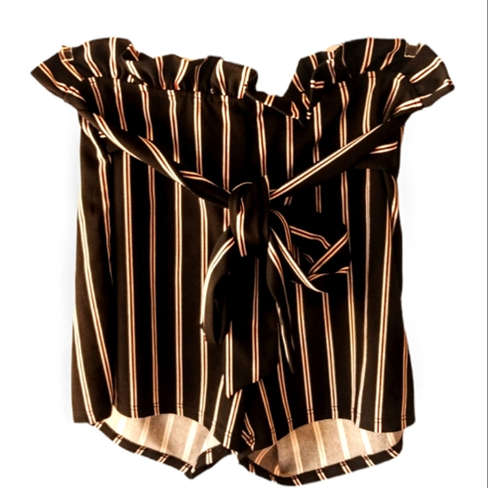 Windsor paper bag waist striped shorts, M